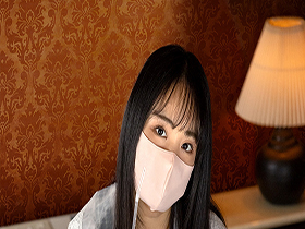 トー横で引っ掛けてきた家出美少女 餌ぶら下げAV出演交渉 おじさん達の欲望に晒され無情4P連続中出し 知花しおん サンプル動画サムネイル